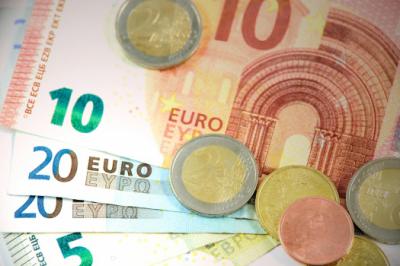 Activos financieros: ¿ahorrar o invertir?